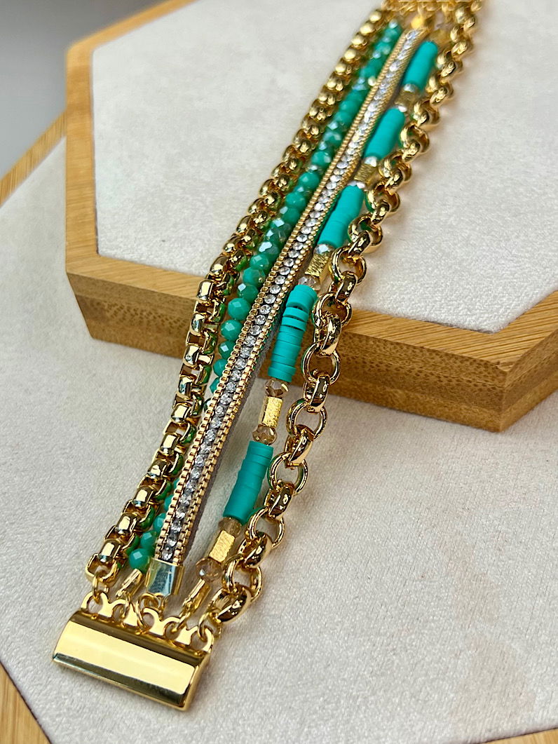 Pulseira Imã Lucy de Strass e Fimos Dourados