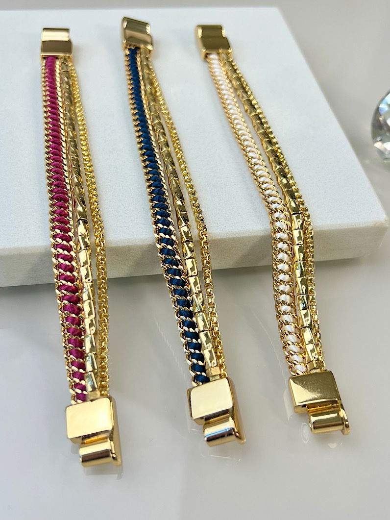 Pulseira Imã Luiza Correntes e Fio de Seda Dourada