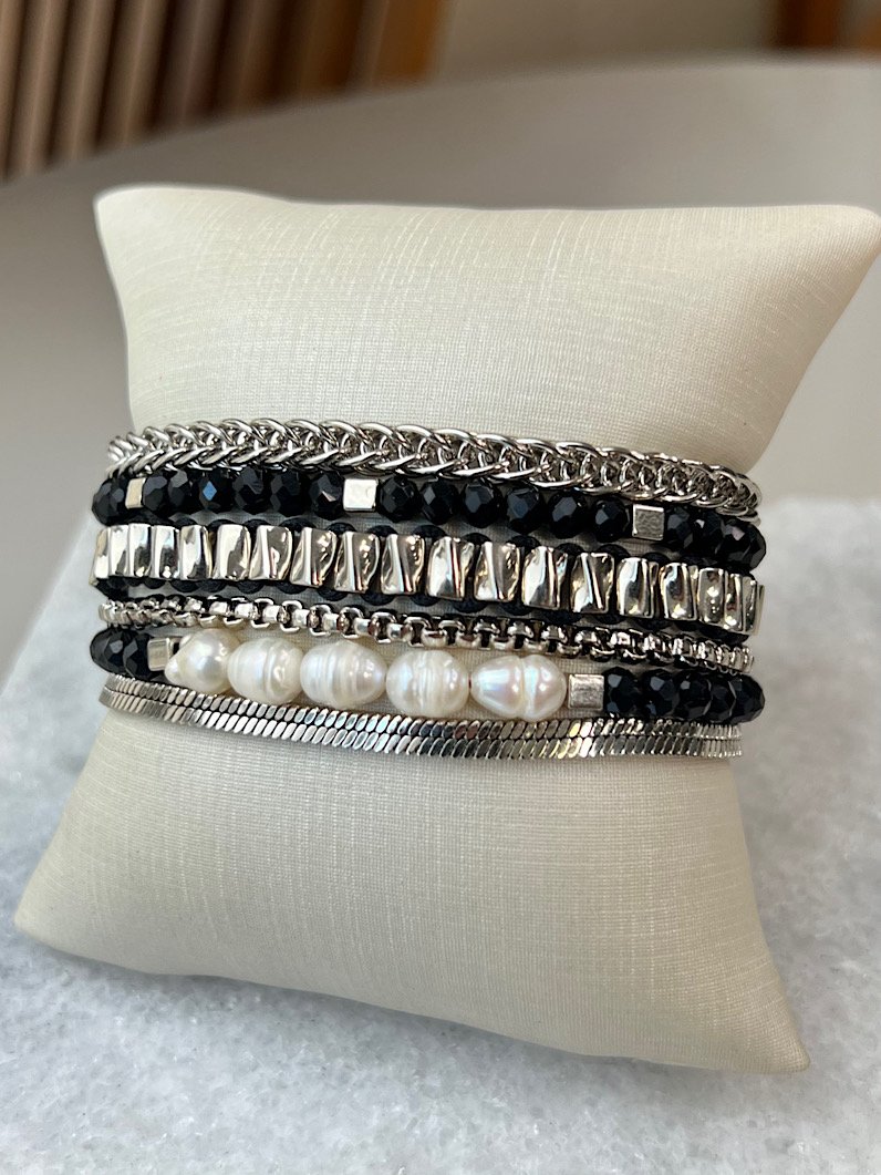 Pulseira Imã Luzia Pérola de Água Doce e Cristais Prata