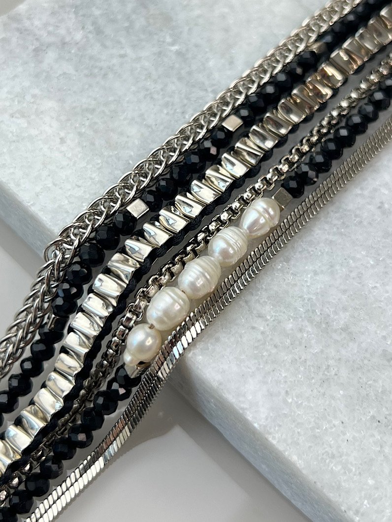 Pulseira Imã Luzia Pérola de Água Doce e Cristais Prata