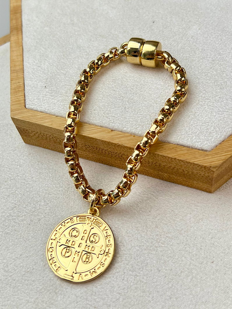 Pulseira Imã Olga Pingente São Bento