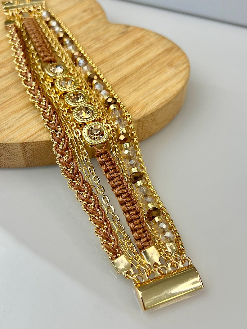 Pulseira Imã Paloma de Strass e Trança Dourado