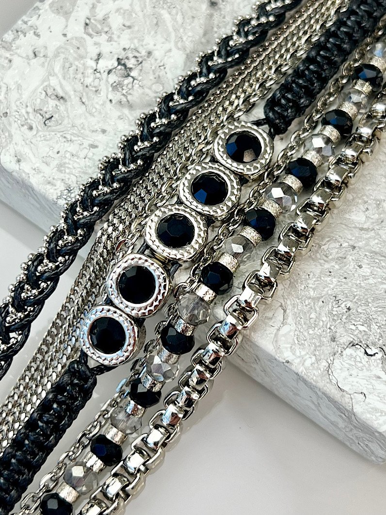 Pulseira Imã Paloma de Strass e Trança Prata