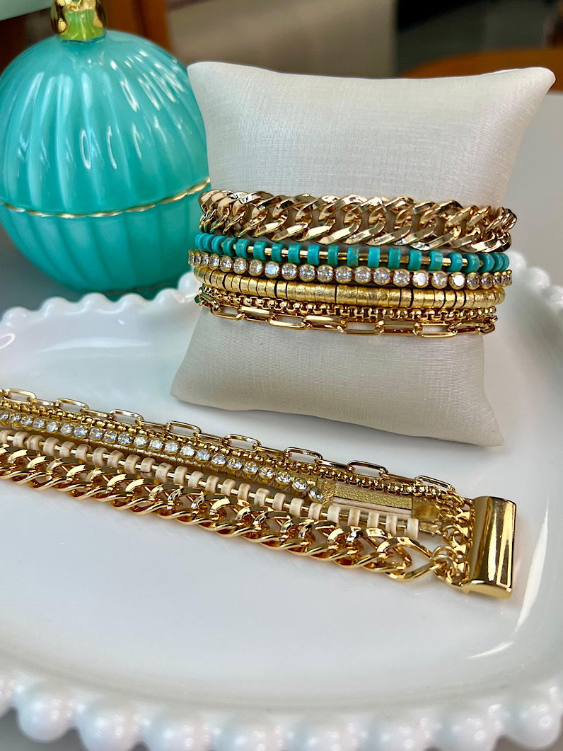 Pulseira Imã Pedra de Howlita Dourada