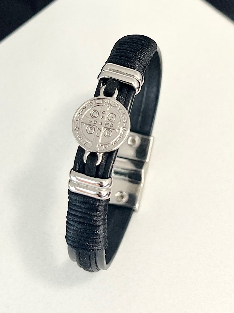 Pulseira Imã Pedro Medalha de São Bento Prata