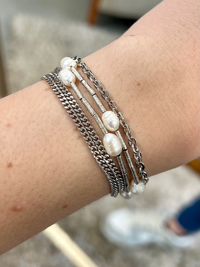 Pulseira Imã Rita de Pérolas e Canutilhos - Prata