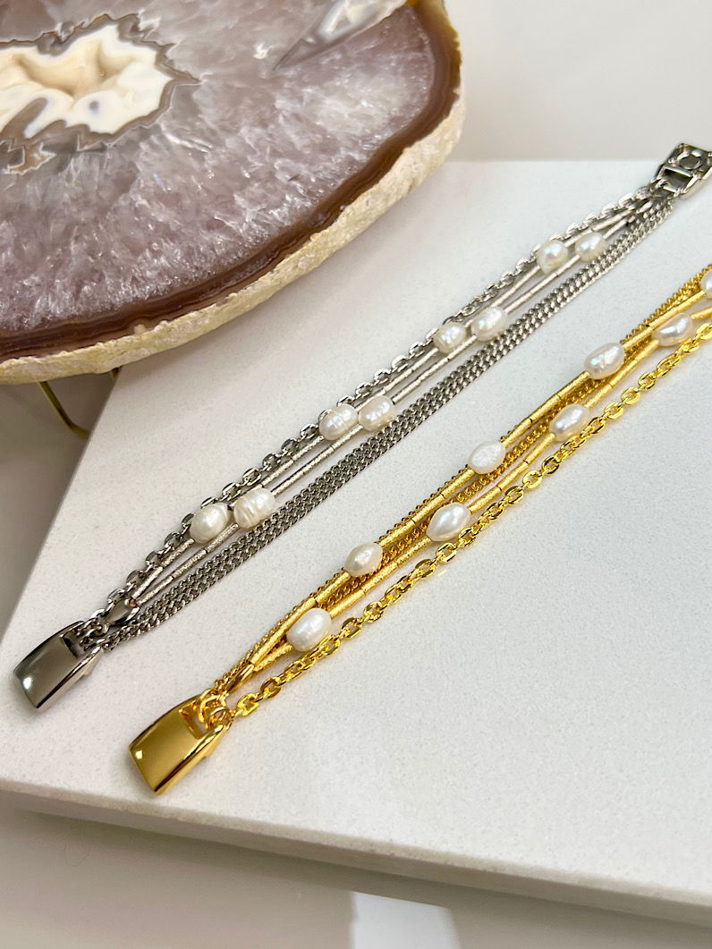 Pulseira Imã Rita de Pérolas e Canutilhos