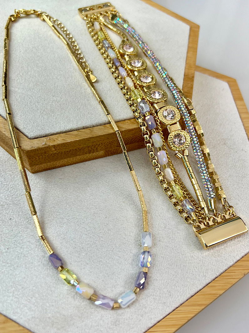 Pulseira Imã Talita Strass e Cristais Dourados