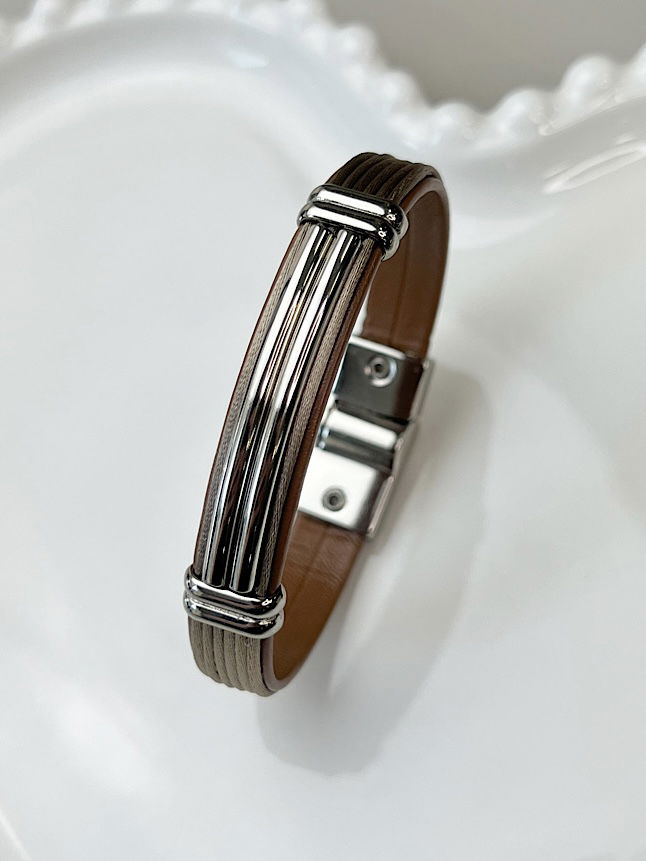 Pulseira Imã Valéria Tubo Detalhes Prata