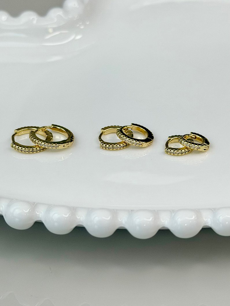 Trio de Brincos de Argola Cravejado Dourado