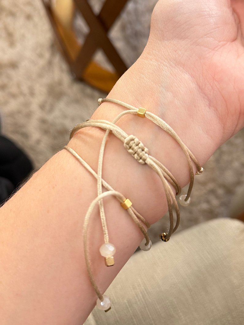 Trio de Pulseiras Ajustável Zircônia Bege